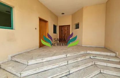 Villa - Studio - 4 Bathrooms for rent in Umm Suqeim 2 Villas - Umm Suqeim 2 - Umm Suqeim - Dubai