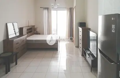 Apartment - 1 Bathroom for rent in Mulberry 2 - Emirates Gardens 2 - Jumeirah Village Circle - Dubai