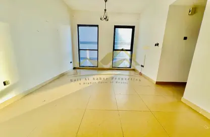 Apartment - 1 Bedroom - 2 Bathrooms for rent in Jumeirah Garden City - Al Satwa - Dubai