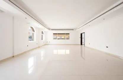Villa - 5 Bedrooms - 6 Bathrooms for sale in Umm Suqeim 2 Villas - Umm Suqeim 2 - Umm Suqeim - Dubai