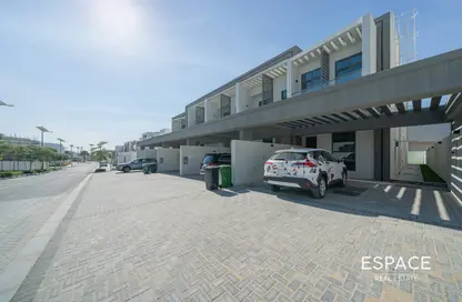 تاون هاوس - 3 غرف نوم - 4 حمامات للايجار في غرب الفرجان - الفرجان - دبي