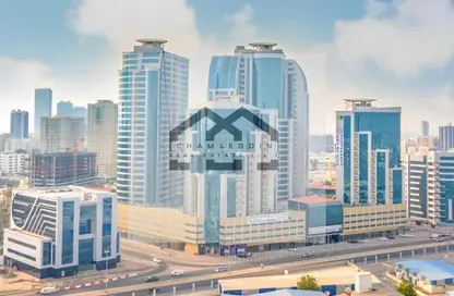 شقة - غرفة نوم - 2 حمامات للبيع في أورينت تاور 2 - أورينت تاور - البستان - عجمان