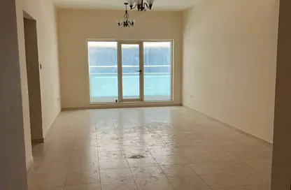 شقة - 2 غرف نوم - 2 حمامات للايجار في شارع التعاون الجديد - التعاون - الشارقة شقة - 2 غرف نوم - 2 حمامات للايجار في شارع التعاون الجديد - التعاون - الشارقة