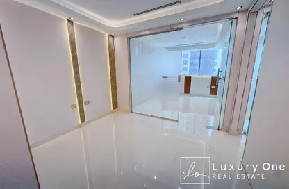 Office Space - Studio - 1 Bathroom for rent in Business Tower - Business Bay - Dubai