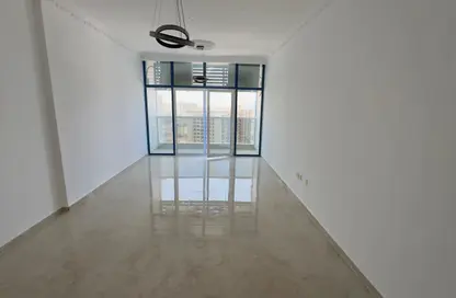Apartment - 2 Bedrooms - 2 Bathrooms for rent in Gate Tower 1 - Musheiref - Ajman