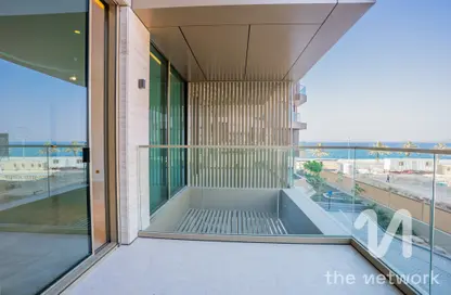 Apartment - 2 Bedrooms - 3 Bathrooms for sale in Ellington Beach House - Palm Jumeirah - Dubai