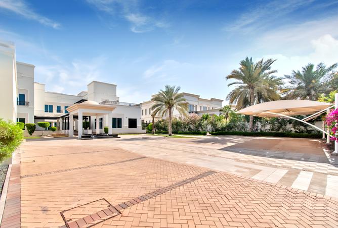 Villa - 7 Bedrooms - 7+ Bathrooms for rent in Sector L - Emirates Hills - Dubai