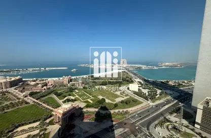 شقة - غرفة نوم - 2 حمامات للايجار في شارع الكورنيش - أبوظبي