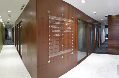 صورة لـ استقبال / بهو مكتب - استوديو - 2 حمامات للايجار في أوبروي سنتر - برج أوبروي - الخليج التجاري - دبي ، صورة رقم 1