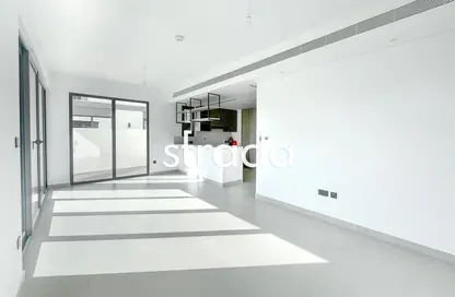 Villa - 4 Bedrooms - 6 Bathrooms for rent in Aura - Tilal Al Ghaf - Dubai
