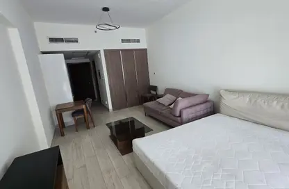 شقة - 1 حمام للبيع في عزيزي عالية - الجداف - دبي