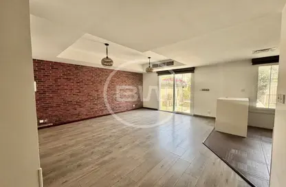Villa - 3 Bedrooms - 2 Bathrooms for rent in Springs 5 - The Springs - Dubai