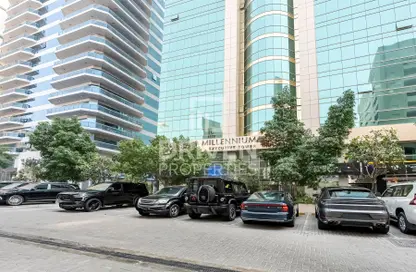 Apartment - 2 Bedrooms - 2 Bathrooms for rent in Al Manal Tower - Sheikh Zayed Road - Dubai