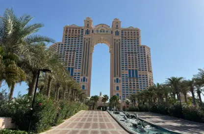 Apartment - 1 Bedroom - 2 Bathrooms for sale in Fairmont Marina Residences - The Marina - Abu Dhabi