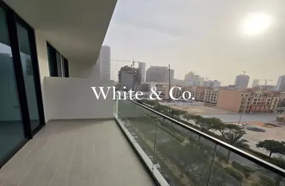 شقة - غرفة نوم - 2 حمامات للبيع في بن غاطي عنبر - قرية الجميرا سركل - دبي