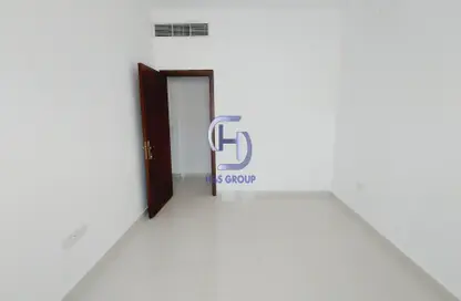 Empty Room image for: Apartment - 1 Bedroom - 1 Bathroom for rent in AlFalah - Muwaileh Commercial - Sharjah, Image 1