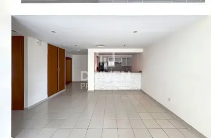 Apartment - 2 Bedrooms - 2 Bathrooms for rent in Al Thayyal 2 - Al Thayyal - Greens - Dubai