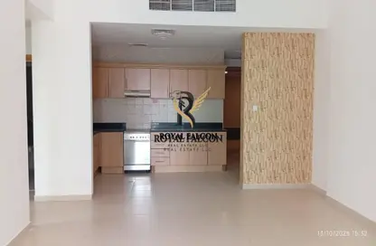 Apartment - 1 Bedroom - 1 Bathroom for rent in Mayfair Residency - Business Bay - Dubai