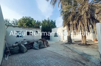 فيلا - 6 غرف نوم - 4 حمامات للايجار في الفيحاء - الشارقة