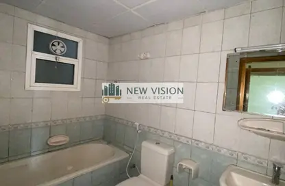 Apartment - 1 Bedroom - 2 Bathrooms for rent in Abu Shagara building - Abu shagara - Sharjah