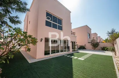 Villa - 4 Bedrooms - 5 Bathrooms for rent in Nad Al Sheba Villas - Nad Al Sheba 3 - Nad Al Sheba - Dubai