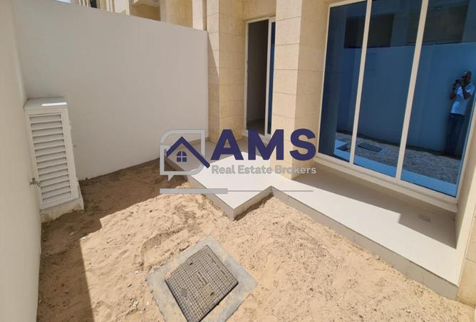 15221008 - Property Image 2