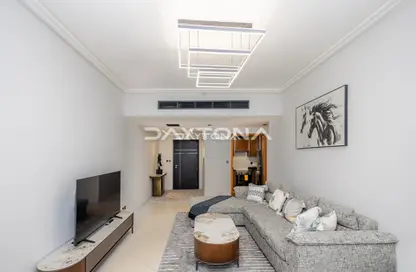 Apartment - 3 Bedrooms - 3 Bathrooms for rent in 21st Century Tower - Sheikh Zayed Road - Dubai