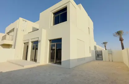Villa - 4 Bedrooms - 4 Bathrooms for rent in Reem Townhouses - Town Square - Dubai