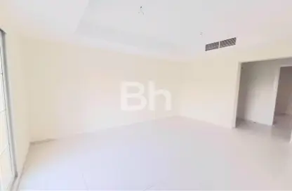 Villa - 2 Bedrooms - 3 Bathrooms for rent in Springs 15 - The Springs - Dubai