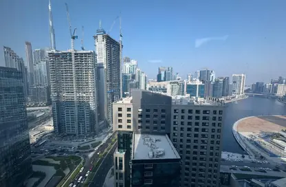 Office Space - Studio - 1 Bathroom for rent in The Binary Tower - Business Bay - Dubai