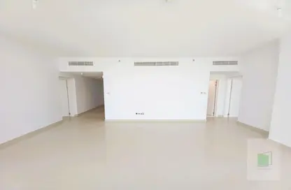 Apartment - 2 Bedrooms - 3 Bathrooms for rent in Etihad Tower 2 - Etihad Towers - Corniche Road - Abu Dhabi
