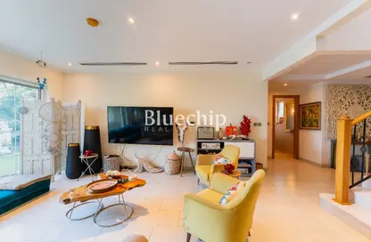 فيلا - 4 غرف نوم - 5 حمامات للايجار في التراث - جميرا بارك - دبي