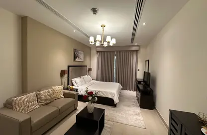 Apartment - Studio - 1 Bathroom for rent in Elite Downtown Residence - Downtown Dubai - Dubai