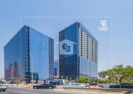 On middle floor 2BR w/ full sea & SZR view