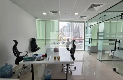 مكتب - استوديو للايجار في B2B  برج - الخليج التجاري - دبي