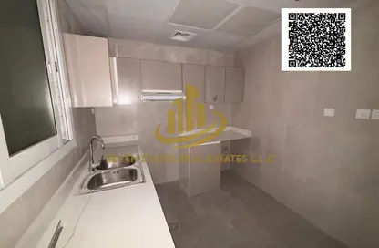 شقة - 2 غرف نوم - 3 حمامات للبيع في قرية الاميرة - الياسمين - عجمان