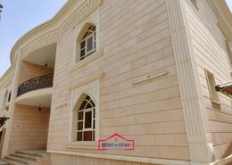 Villa - 4 bedrooms - 5 bathrooms for rent in Ramlat Zakher - Zakher - Al Ain