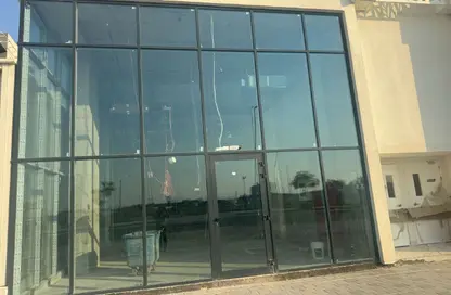 Shop - Studio for rent in Petalz By Danube 1 - Petalz by Danube - International City - Dubai