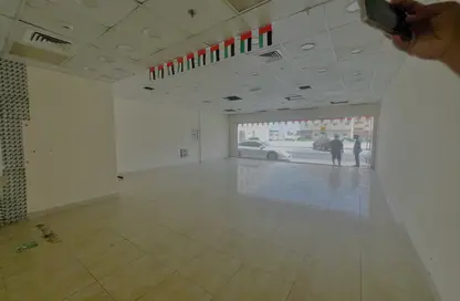 متجر - استوديو - 1 حمام للايجار في بناية مويليح 29 - مويلح - الشارقة