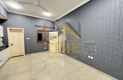 شقة - 1 حمام للايجار في 3 المويهات - المويهات - عجمان شقة - 1 حمام للايجار في 3 المويهات - المويهات - عجمان