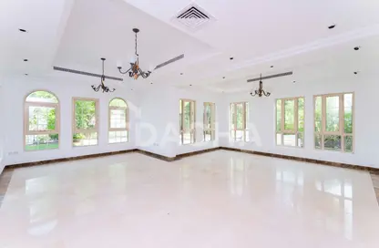 Villa - 5 Bedrooms - 6 Bathrooms for rent in Master View - Mediterranean Clusters - Jumeirah Islands - Dubai