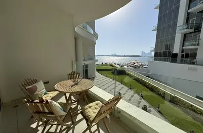 Apartment - 1 Bedroom - 2 Bathrooms for sale in Royal Bay - Palm Jumeirah - Dubai