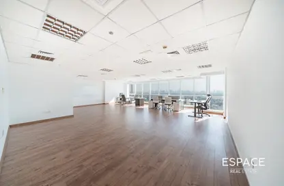 مكتب - استوديو للايجار في مركز جميرا للأعمال 2 (JBC 2) - (JLT) مجمع V - أبراج بحيرة الجميرا - دبي