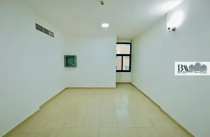 شقة - 2 غرف نوم - 2 حمامات للايجار في مبنى إس. إس. لوتاه محيصنة 4 - المحيصنة 4 - المحيصنة - دبي