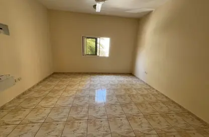 Apartment - Studio - 1 Bathroom for rent in Al Nabaa Building - Al Naba'ah - Al Sharq - Sharjah