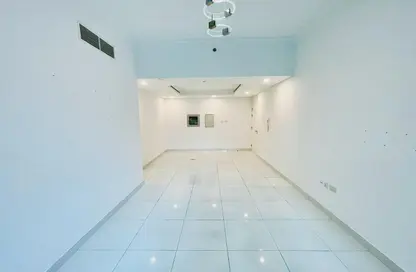 شقة - 2 غرف نوم - 3 حمامات للايجار في مبني أجياد - قرية الجميرا سركل - دبي