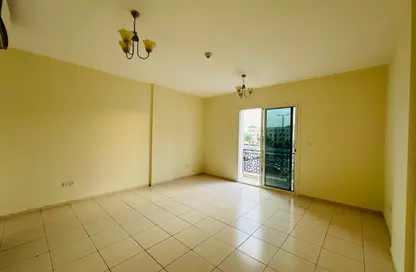 Apartment - Studio - 1 Bathroom for rent in Emirates Cluster - International City - Dubai