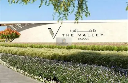 Townhouse - 4 Bedrooms - 4 Bathrooms for sale in Venera - The Valley - Dubai