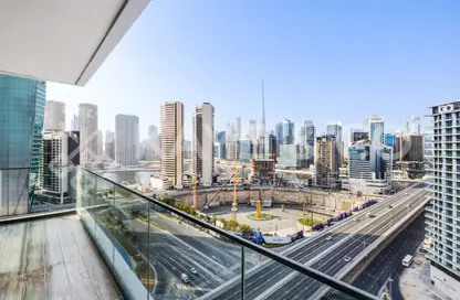Apartment - 2 Bedrooms - 3 Bathrooms for sale in SOL Bay - Business Bay - Dubai