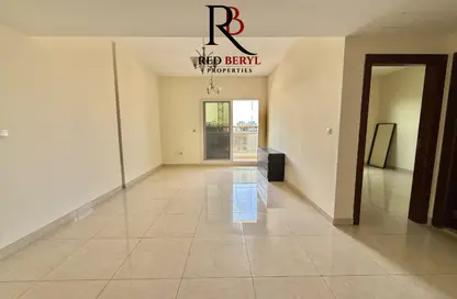 شقة - غرفة نوم - 1 حمام للايجار في بناية الفؤاد - الفرجان - دبي